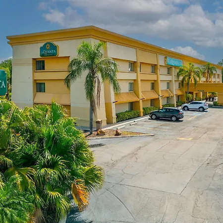 La Quinta By Wyndham Tampa Brandon West Hotel